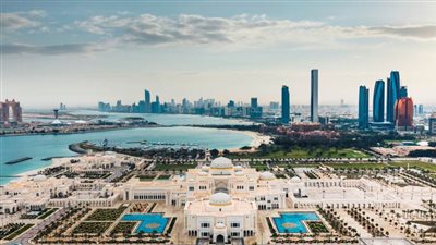 أبوظبي ترحب بالسياح الدوليين مجددا بعد نجاحها في مواجهة 