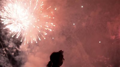 أبوظبي تعلن عن الفعاليات وعروض الألعاب النارية احتفالا بالعام الجديد 2021