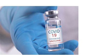 تطعيمات كورونا في الإمارات.. رؤية إنسانية تتخطى حدود الجغرافيا