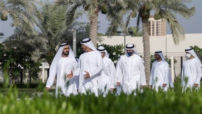 محمد بن زايد يستقبل أخاه محمد بن راشد في قصر الشاطئ