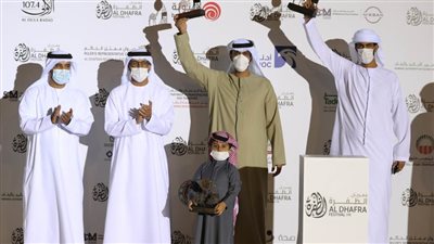 إعلان نتائج الإيذاع المحليات والمفاريد المجاهيم في مزاينة مدينة زايد للإبل