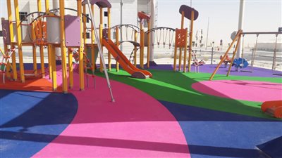 بلدية منطقة الظفرة تنجز حديقة في أم الأشطان