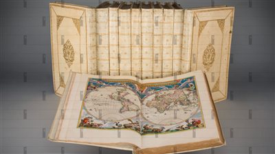 مكتبة محمد بن راشد: معرض ذخائر المكتبة متحف حضاري عبر ذخائر الكتب والمخطوطات والمقتنيات النادرة