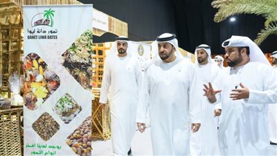 حمدان بن زايد يزور مهرجان ومزاد ليوا للتمور في دورته الأولى