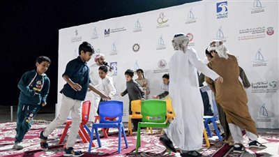 15 مسابقة للزوار على مسرح مهرجان السلع البحري