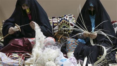 حاميات التراث يتألقن في مسابقات الطبخ والحرف التراثية بمهرجان السلع البحري