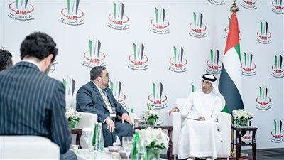 ثاني الزيودي يعقد سلسلة من الاجتماعات لاستكشاف فرص تجارية واستثمارية جديدة