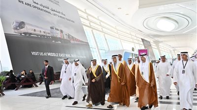 منصور بن زايد يشهد افتتاح مؤتمر و معرض الشرق الأوسط للسكك الحديدية 2023 في أبوظبي