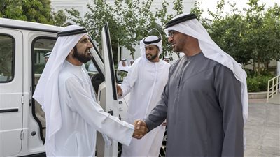 رئيس الدولة يستقبل محمد بن راشد و يبحثان عددا من الموضوعات و القضايا المتعلقة بشؤون الوطن و المواطن