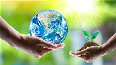  الإمارات نموذج عالمي في الالتزام بحماية كوكب الأرض