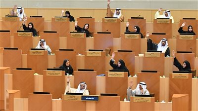 نجاح المرأة في العمل البرلماني يجسد ريادة الإمارات بتمكينها في مختلف المجالات