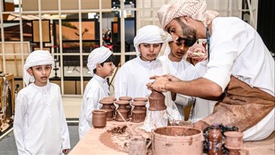 الإمارات... فعاليات تعبق بأصالة التراث على مدار العام