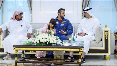 خالد بن محمد بن زايد يحضر حفل استقبال رائد الفضاء الإماراتي سلطان النيادي في العين