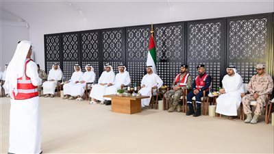 حمدان بن زايد يشهد جانباً من تمرين 