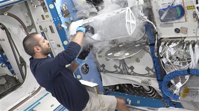 تجارب النيادي ضمن مهمته الفضائية .. نقلة نوعية بمسيرة الإمارات بقطاع الفضاء