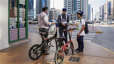 شرطة أبوظبي تعزز وعي مستخدمي 