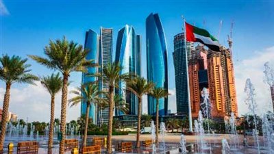 أبوظبي.. مدينة تجمع عبق التاريخ وبريق الحاضر وتتطلع لمستقبل أكثر حداثة
