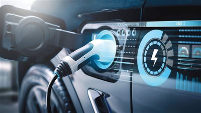 قمة المركبات الكهربائية تنطلق في أبوظبي لبحث مسيرة النقل المستدام في المنطقة