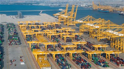 تجارة الإمارات غير النفطية تحقق نموا سنويا مركبا بنسبة 5.2% خلال 10 سنوات