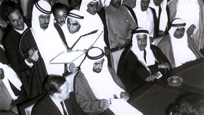 احتفاءً باليوم التاريخي لتوقيع وثيقة الاتحاد ودستور الإمارات..رئيس الدولة يعتمد 18 يوليو 