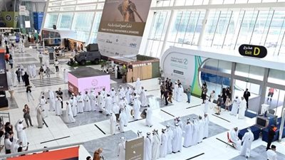 فعاليات تراثية وأنشطة ثقافية في معرض أبوظبي للصيد والفروسية بيومه الأول