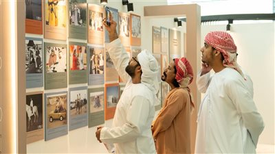 الأرشيف والمكتبة الوطنية يشارك في معرض الصيد والفروسية