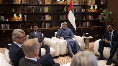 ولي عهد أبوظبي يلتقي عدداً من الرؤساء التنفيذيين لشركات نرويجية رائدة
