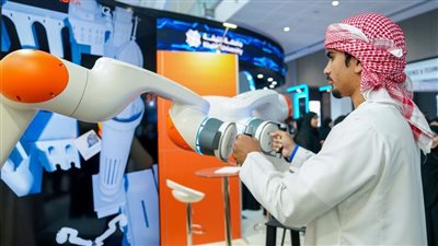 جامعة خليفة تستعرض 23 ابتكارا خلال 