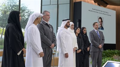 نظمها مجلس محمد بن زايد..سيف بن زايد يشهد محاضرة 