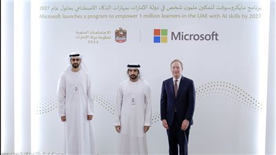 حمدان بن محمد يستعرض مع رئيس مايكروسوفت مستقبل التعاون في مجال بناء القدرات الرقمية