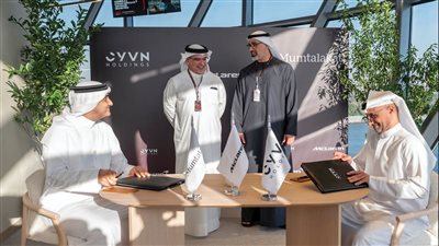 ولي عهد أبوظبي وولي عهد البحرين يشهدان توقيع شراكة استراتيجية بين “سايفن” و“ممتلكات” وصفقة استحواذ على 