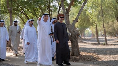 هزاع بن زايد يتفقد مختلف أنحاء منطقة العين للاطلاع على أبرز المرافق المجتمعية والمشاريع التنموية