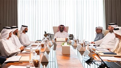 طحنون بن زايد يؤكد أهمية دور 