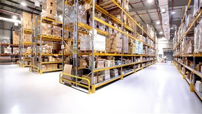 مبادلة تستحوذ على حصة الأغلبية في 