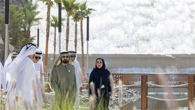 محمد بن راشد يطلع على مشاريع حتا التطويرية بـ 3.6 مليار درهم .. ويتفقد مهرجان 