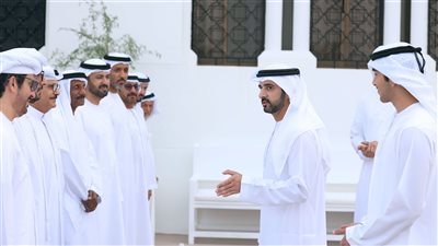 حمدان بن محمد: العمل بروح الفريق الواحد ومضافرة الجهود برؤية واضحة لمتطلبات الريادة ركائز لمسيرة التنمية في دبي