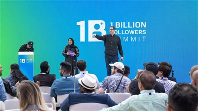 التوأم الرقمي لريد هوفمان يثبت قدرة الذكاء الاصطناعي في التأثير