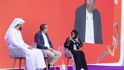 قمة المليار متابع تستعرض المزج بين التعليم والترفيه لتنمية الهوية الثقافية في المحتوى الموجه للطفل