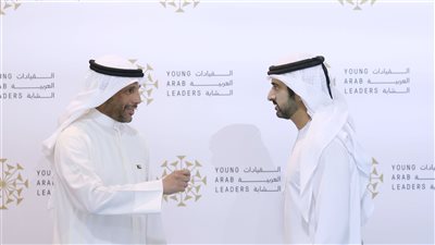 حمدان بن محمد يشهد أعمال 