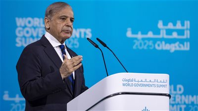 رئيس وزراء باكستان يحثَّ المؤسسات متعددة الأطراف على دعم الاقتصادات الناشئة