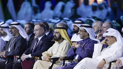 محمد بن راشد يشهد جلسة حوارية لمديرة صندوق النقد الدولي ضمن أعمال القمة العالمية للحكومات 2025