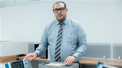 جامعة الإمارات تطور تقنية لمراقبة تدفق الدم دون جراحة والتنبؤ بالجلطات