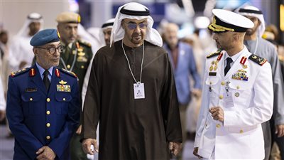 رئيس الدولة يشهد جانبا من فعاليات 